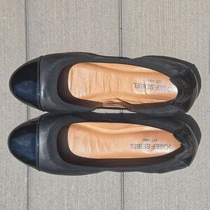 Josef Seibel Black Silver Slip On Cap Toe Flats Size 42 / US